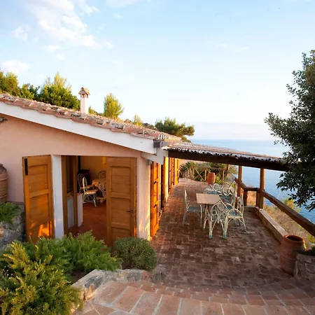 Terrazza Tramonto فيلة
